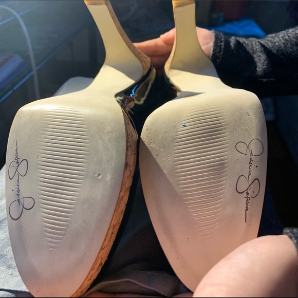 SOLD Jessica simpson patent platform heel - Picture 6 of 9